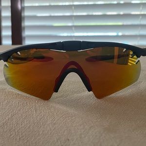 Oakley men’s sunglasses
